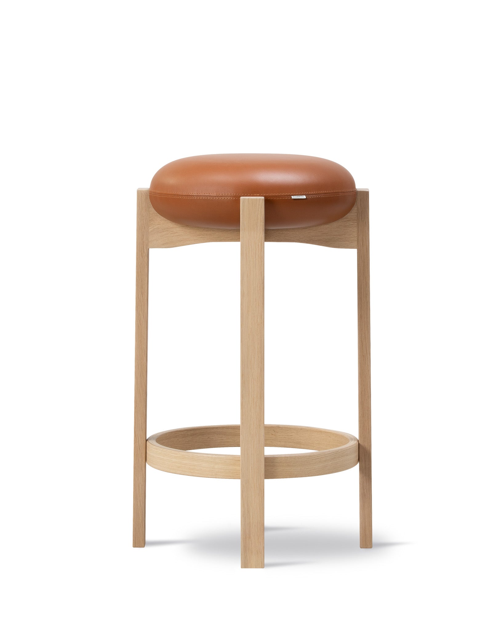 Pioneer Stool - Oak Lacquered