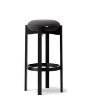 Pioneer Stool - Beech Black Lacq