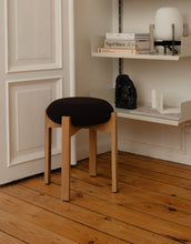 Pioneer Stool H: 46 cm, Beech Black Lacq