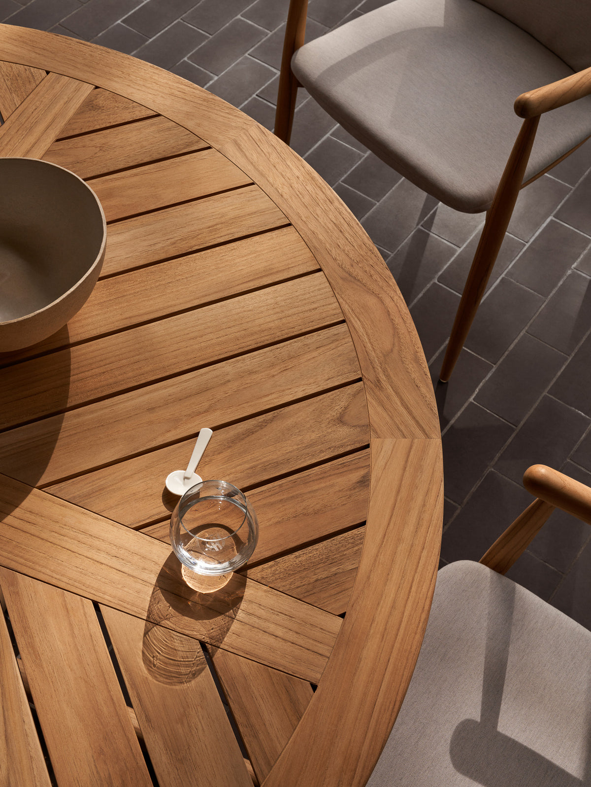 E022 Embrace Dinning Table - 110cm