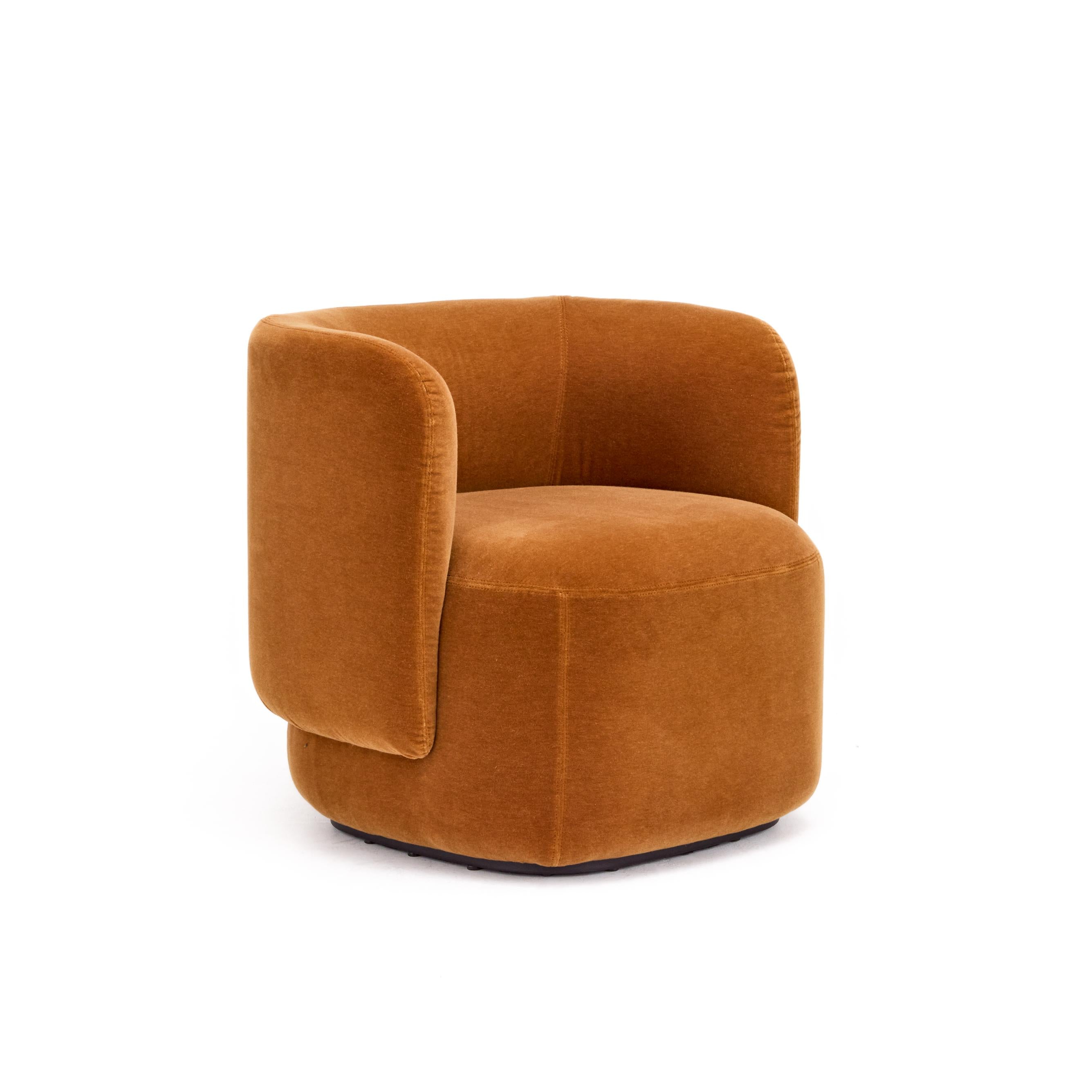 Mega Tulip Armchair Low Back