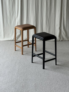 Boardwalk Stool Black Oak