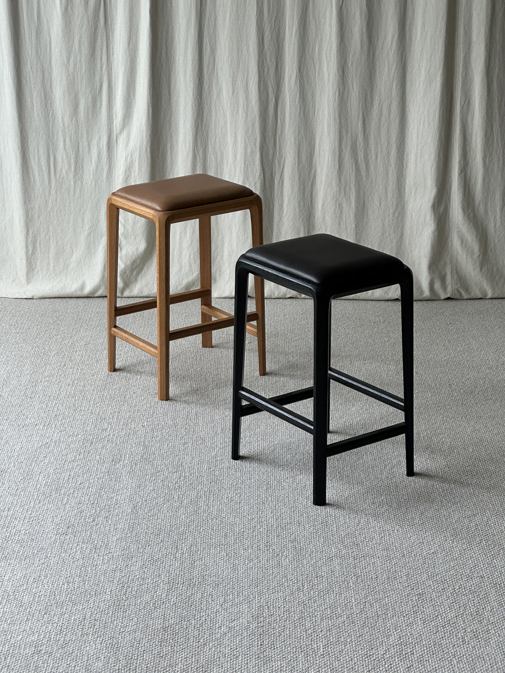 Boardwalk 650 Stool UPH S Light Oak