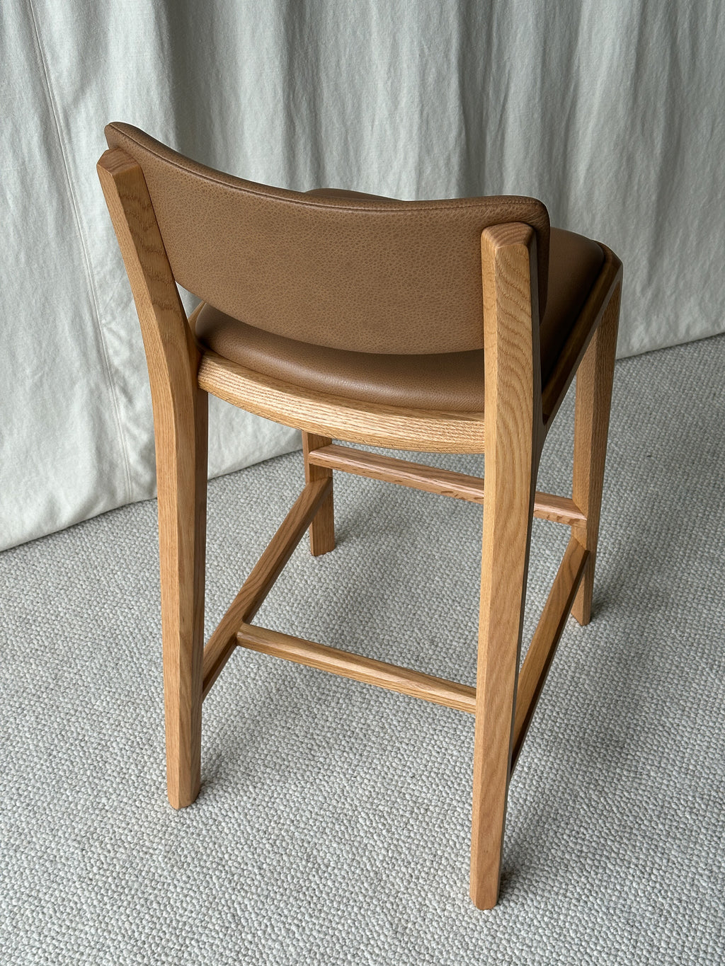 Boardwalk 650 S w/Back UPH S+B Light Oak