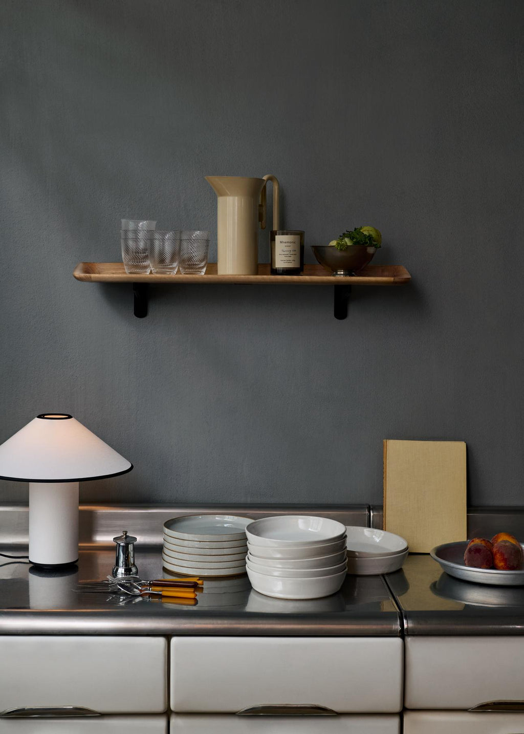 Guild HM14 Shelf 75x22.5 cm
