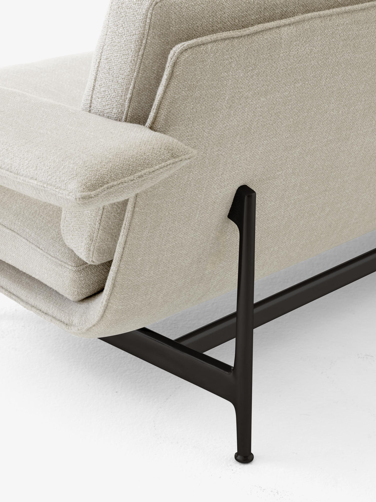 Meantime AV31 Sofa W: 237 cm