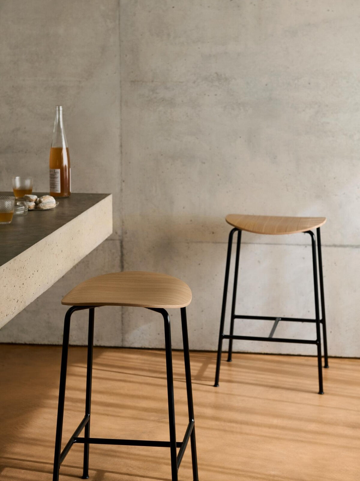 Pavilion AV37 Counter Stool