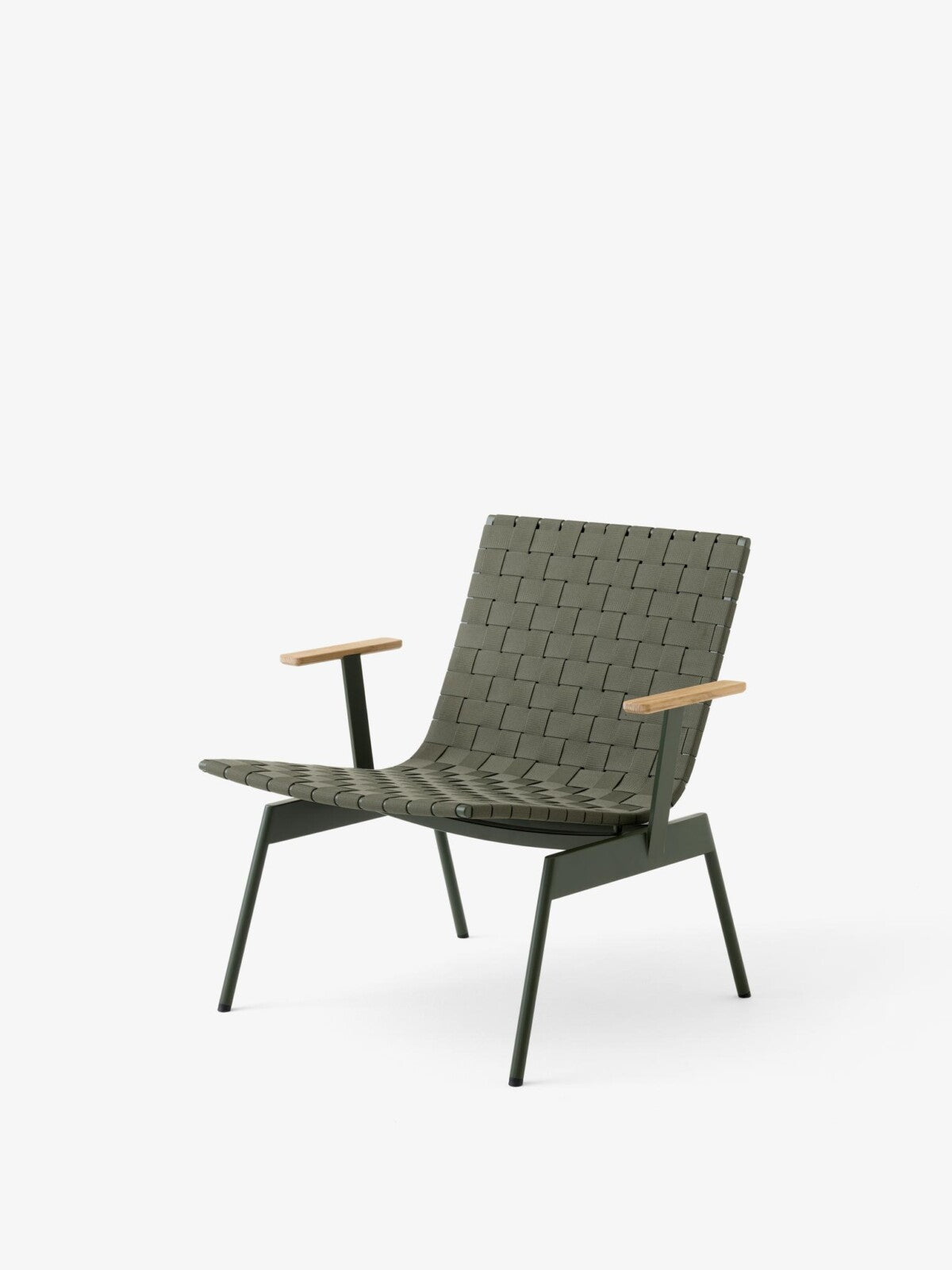 Ville AV45 Outdoor Lounge Chair w. Arms