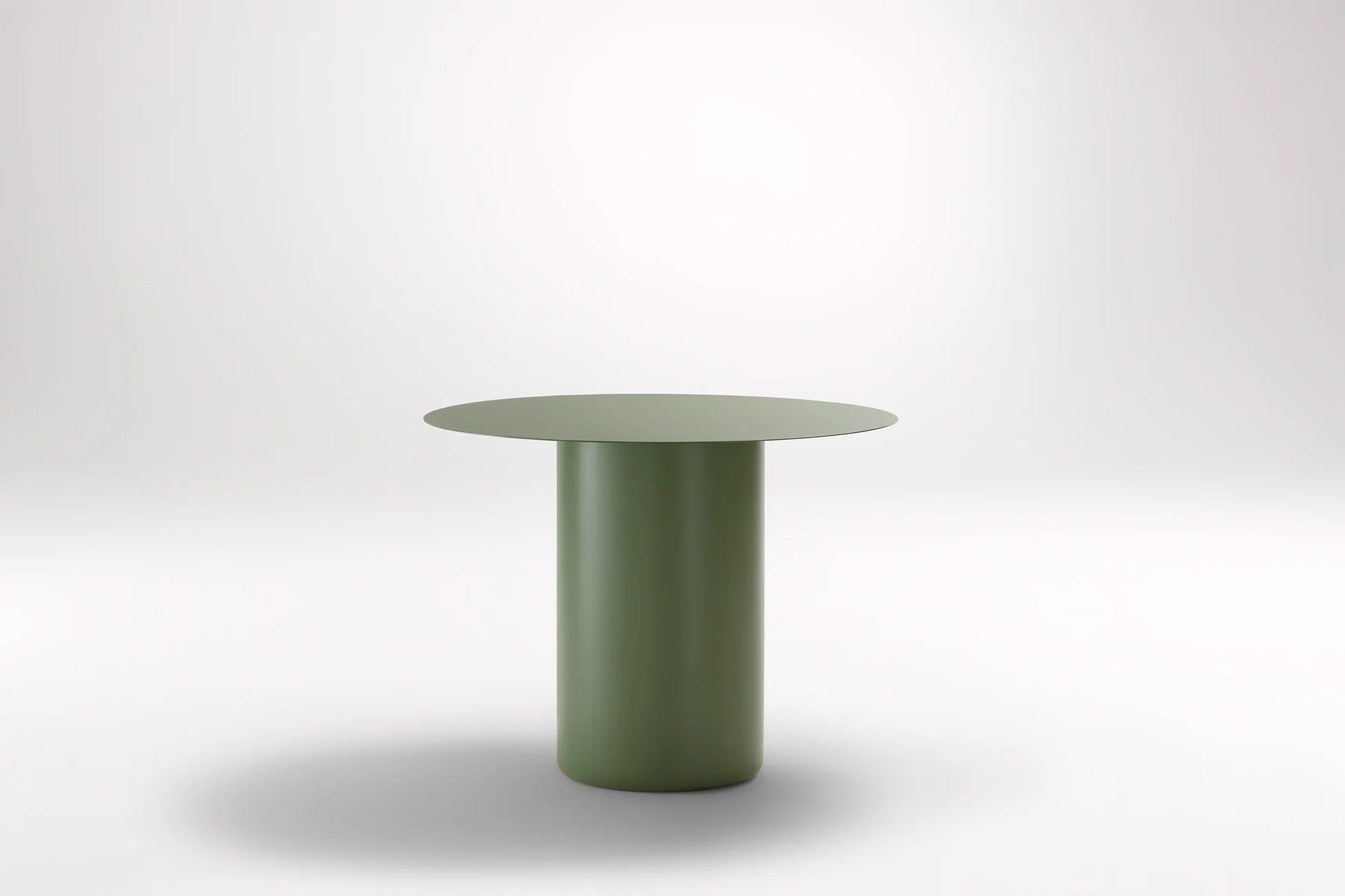 Sequence Round Bar Table - Indoor