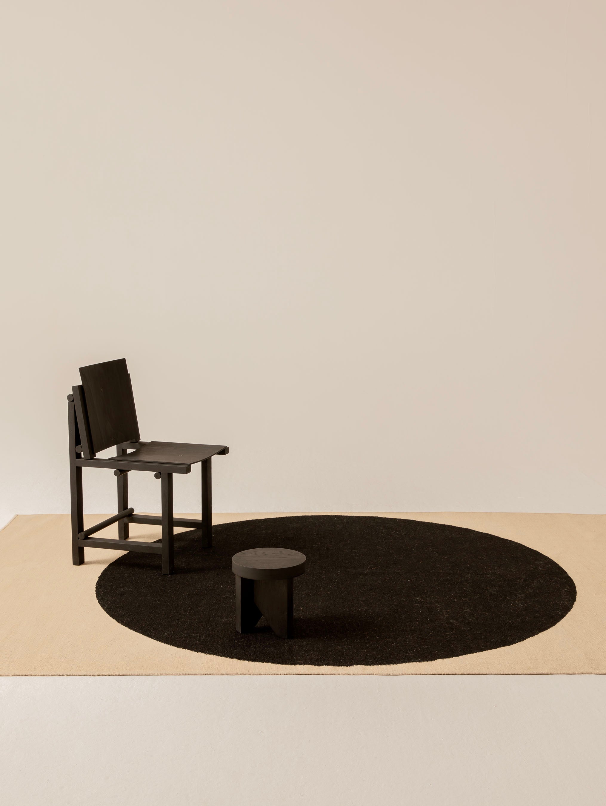 Topo Rug Black - 300x400cm