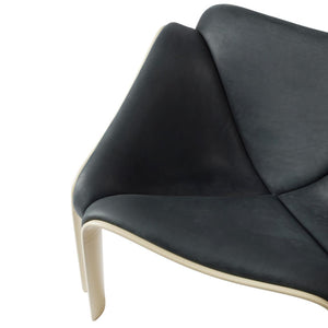 F300 Lounge Chair
