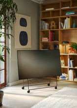 Carry TV Stand