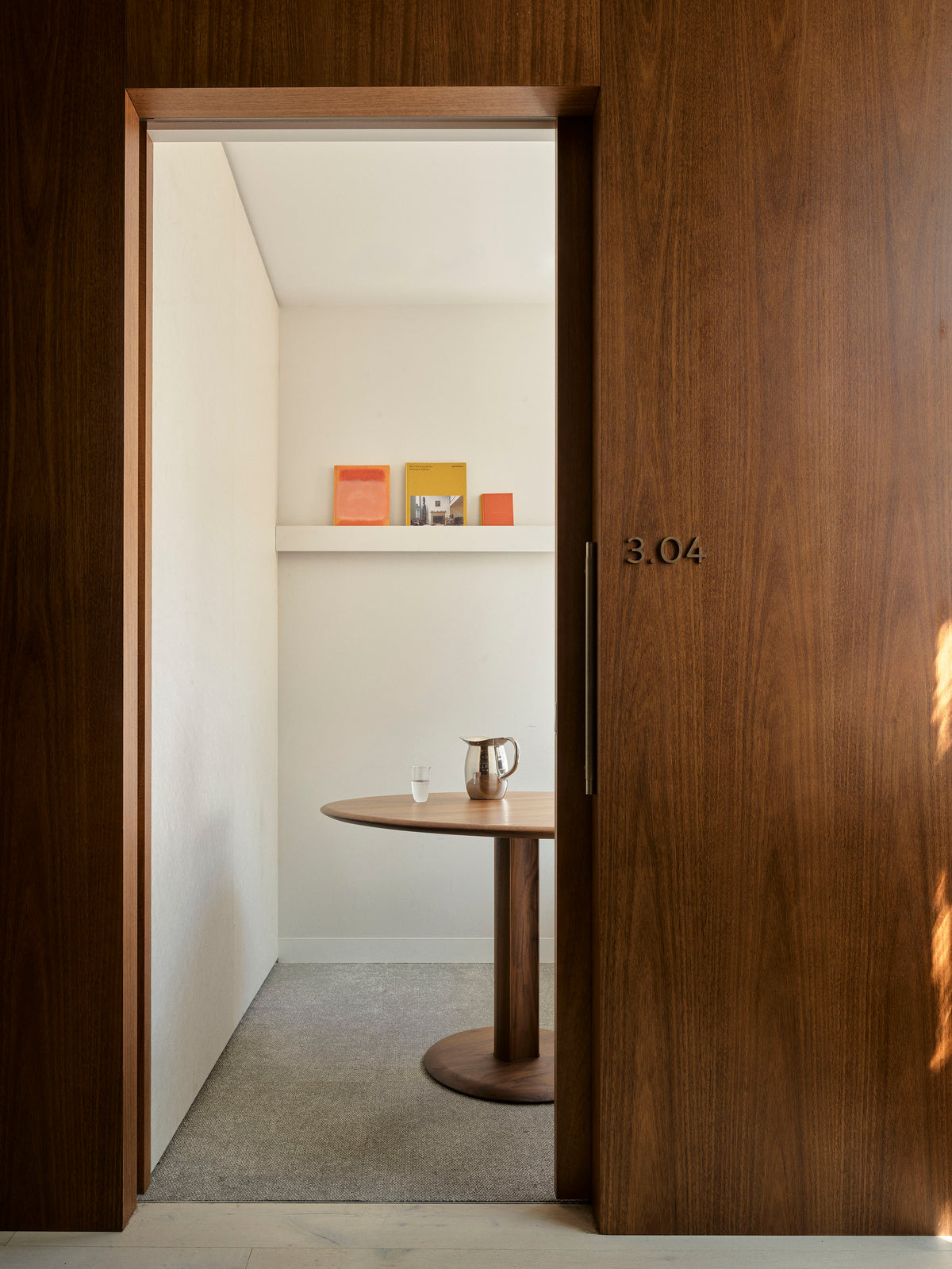 Ayva Bistro Round 900Diax750h OAK
