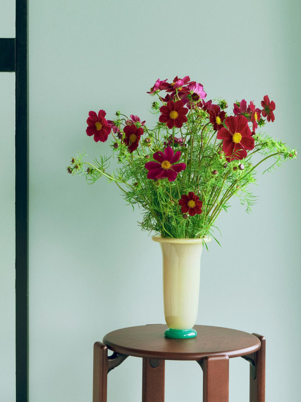 Empire Vase- L, Sand w/ Lemon Rim, Grn B