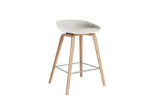 AAS32 Stool - Kitchen Height, Front Upholstery