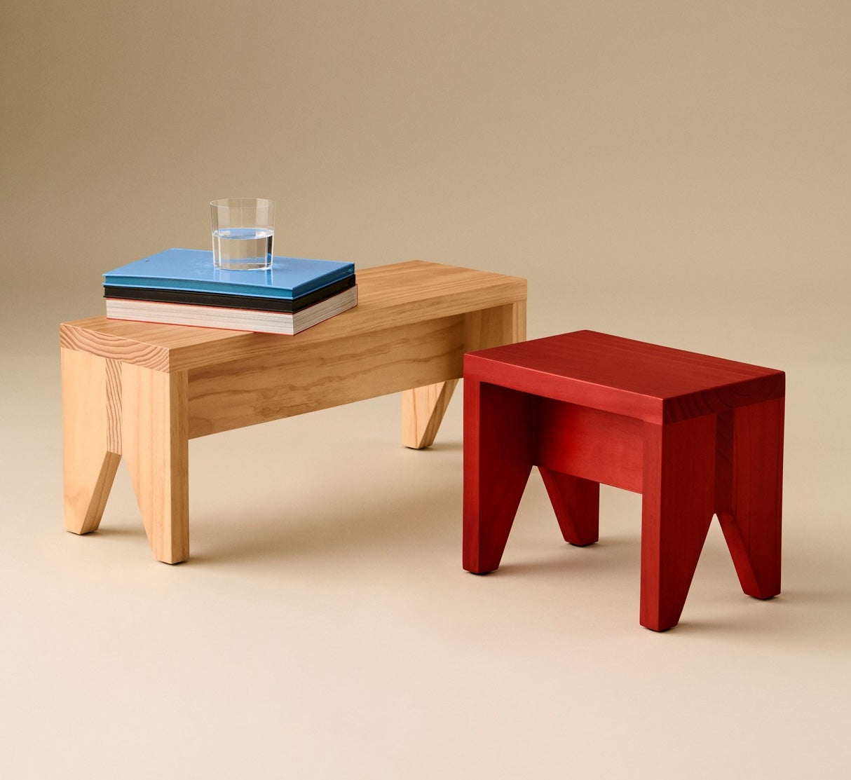 Manolito Stool